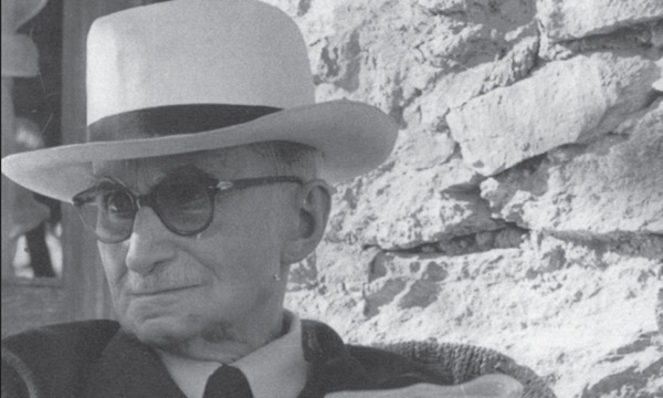 Luigi Einaudi: from the Political Economy Laboratory to Pannunzio's &ldquo;Il Mondo&rdquo; through two documentary exhibitions.